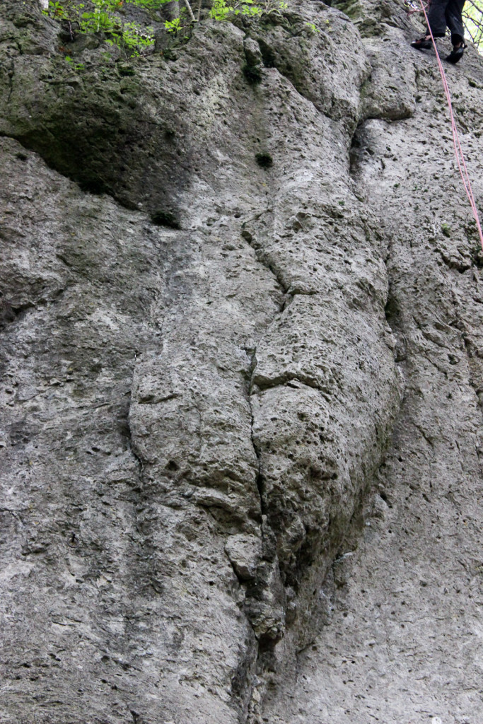 Graischer Bleisteinwände